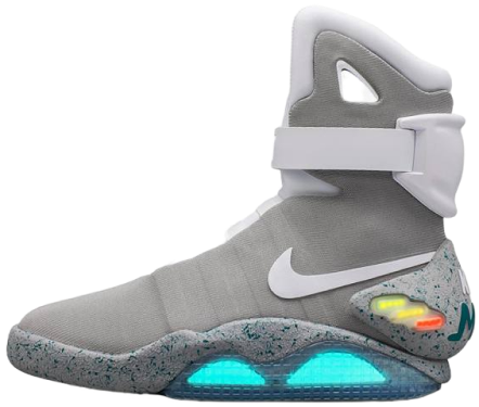 Кроссовки фирмы Air mag ,повёрнутые налево 